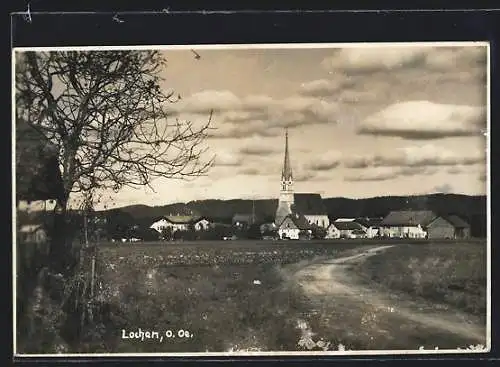 AK Lochen /O. Oe., Ortsansicht mit Kirche