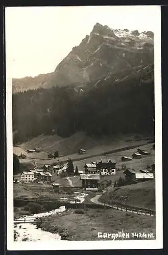 AK Gargellen, Ortsansicht gegen die Berge