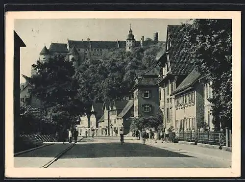 AK Heidenheim a. d. Brenz, Schnaitheimer Strasse gegen Schloss Hellenstein