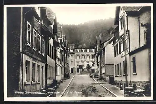 AK Triberg, Doldtstrasse und Hotel Tanne