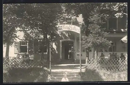 Foto-AK Immendingen, Gasthof-Hotel Falken mit Aussenbereich