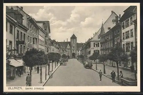 AK Villingen / Baden, Obere Strasse am Tor mit Möbelgeschäft