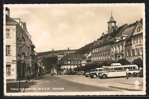 AK Triberg /Schwarzwald, Marktplatz mit Geschäften und Apotheke