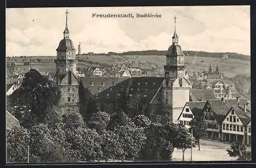 AK Freudenstadt, Stadtkirche und Wohnhäuser