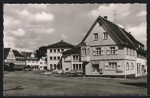 AK Waiblingen, Strassenpartie mit Leihbücherei und Volksbank