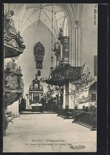 AK Oliva, Klosterkirche - Die Kanzel am Mittelschiff und kleine Orgel