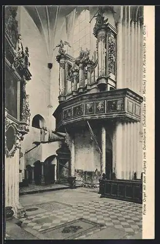 AK Oliva, Kleine Orgel mit dem Aufgang zum Dormitorium der Klosterkirche