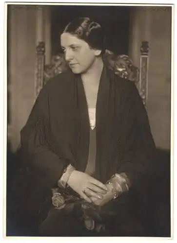 Fotografie unbekannter Fotograf und Ort, Portrait Schauspielerin Else Wolhgemuth, Anno 1927