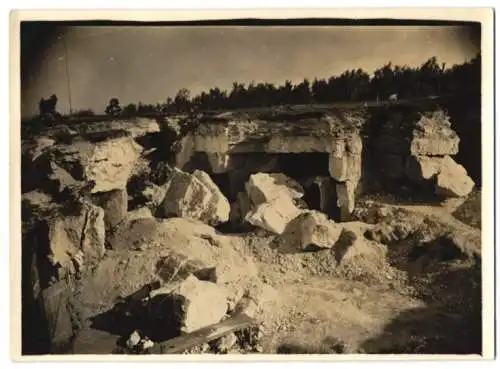 4 Fotografien unbekannter Fotograf, Ansicht Selens, Bunkeranlage Sandsteinhöhlen, den Franzosen abgenommen 1918
