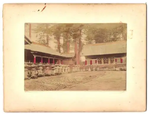 4 Fotografien Ansicht Nikko, Tosho-gu Tempel, Geishas unter Kirschbaum im Tempel, Sumiyoshi Brücke in Osaka