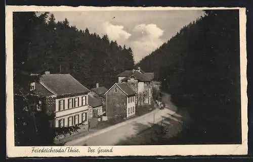 AK Friedrichroda /Th., Der Grund aus der Vogelschau, Strassenpartie