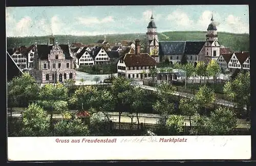 AK Freudenstadt, Teilansicht mit Marktplatz, von oben gesehen