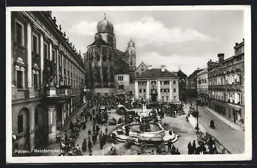 AK Passau, Residenzplatz aus der Vogelschau