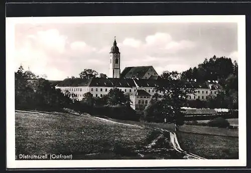 AK Dietramszell, grosser Gebäudekomplex