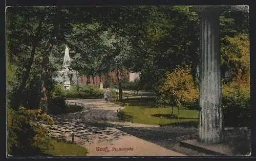 AK Neuss, Promenade mit Brunnen