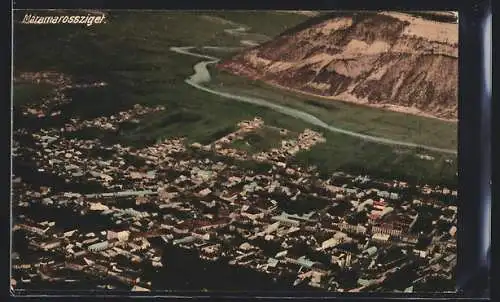 AK Maramarossziget, Teilansicht mit Fluss und Berg aus der Vogelschau