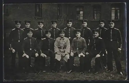 AK Bromberg, Gruppenbild mit Soldaten