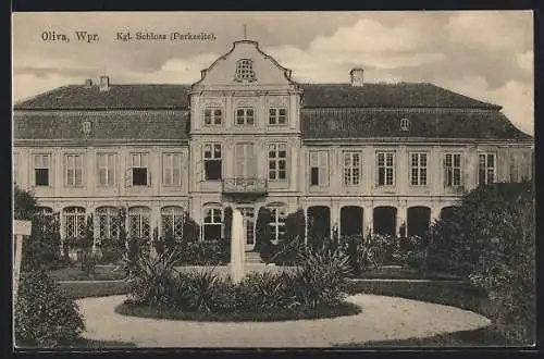 AK Oliva /Wpr., Kgl. Schloss von der Parkseite