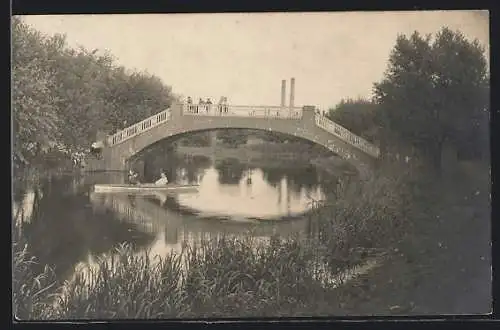 AK Hamburg-Barmbeck, Flussbrücke im Stadtpark