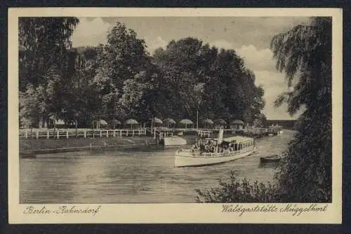 AK Berlin-Müggelheim, Flussdampfer an der Waldgaststätte Müggelhort