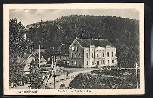 AK Schmidtsdorf, Gasthof zum Reichmacher mit Brücke