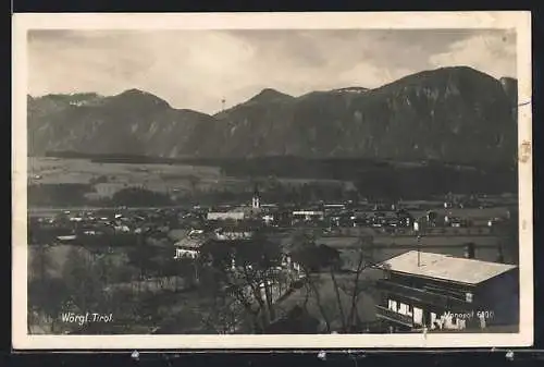 AK Wörgl i. Tirol, Ortsansicht von einem Berg aus