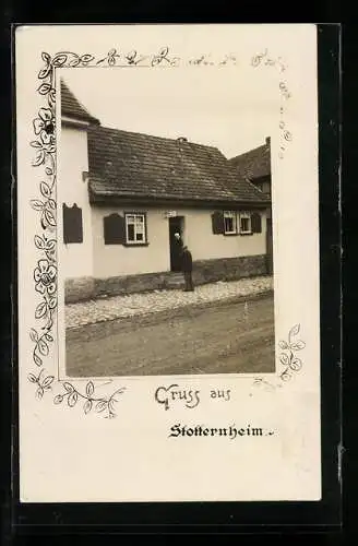AK Stotternheim, Haus mit Bewohnerpaar, Strasse Untertor 67