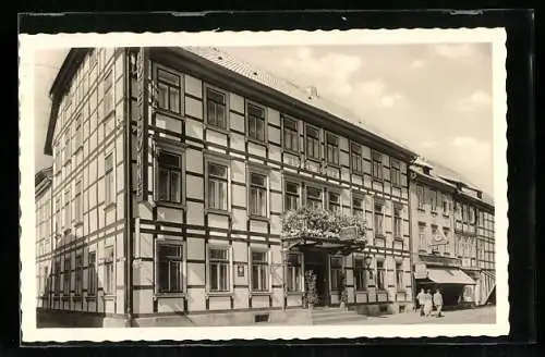 AK Northeim /Hann., Hotel Sonne mit Strassenpartie