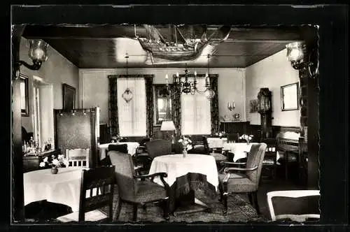 AK Neustadt /Rbge., Nülles Hotel, Innenansicht