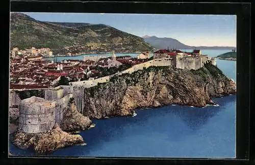 AK Dubrovnik, Ortsansicht mit Stadtmauern
