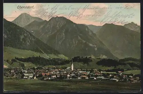 AK Oberstdorf, Ortsansicht mit Bergpanorama