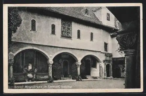 AK Mespelbrunn /Spessart, Schloss Mespelbrunn, Schlosshof