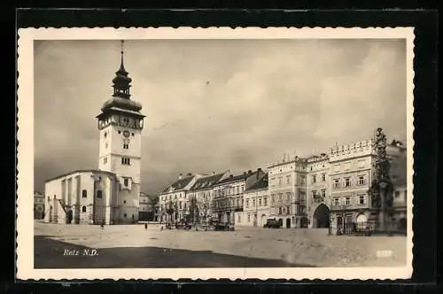 AK Retz /N. D., Platz mit Kirche