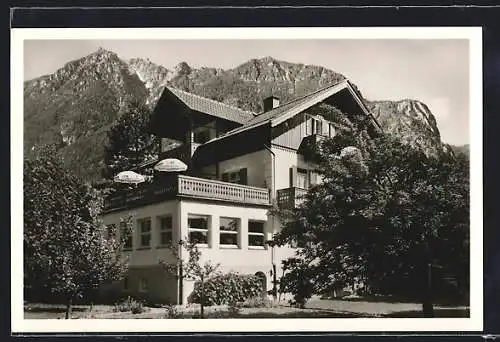 AK Garmisch, Eisenbahner-Erholungsheim Kurhotel Haus an der Wiese