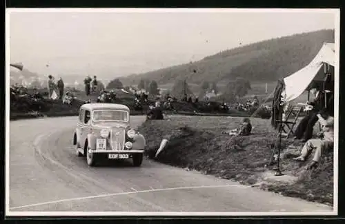 AK Auto beim Autorennen, Nummernschild EOF 903, W. S. Sewell