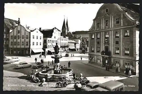 AK Eichstätt /Bay., Marktplatz mit Blick zum Dom