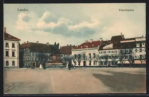 AK Landau / Pfalz, Paradeplatz