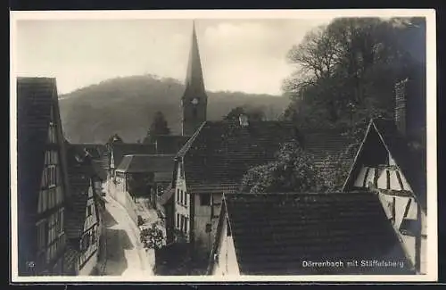 AK Dörrenbach / Pfalz, Ortspartie mit Blick auf Kirche und Sträffelsberg