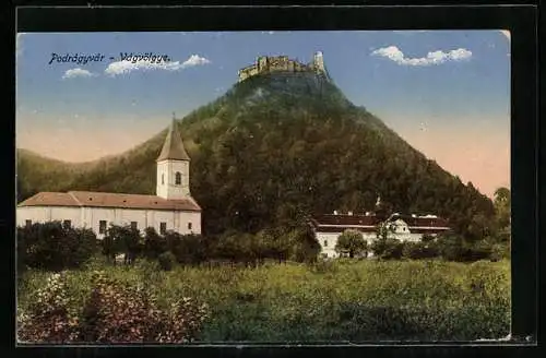 AK Vag-Völgy, Ortspartie mit Kirche und Burg