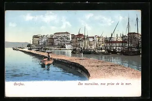AK Corfou / Korfu, Les murailles, Hafenpartie mit Fischerboten
