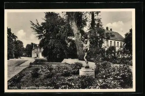 AK Aurich / Ostfriesland, Bürgermeister-Müller-Platz mit Knabenstatue