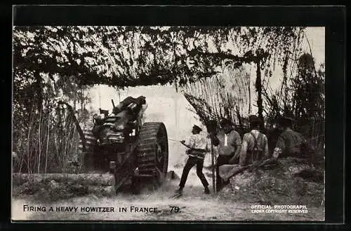 AK Firing a heavy Howitzer in France