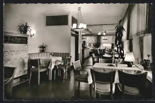 AK Iburg b. Bad Driburg, Gaststube im Restaurant Sachsenklause