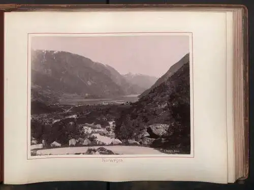 Fotoalbum mit 87 Fotografien, Ansicht Norwegen, K. Knudsen (Bergen), Kristiania, Schleuse (Strengen), Gletscher, Frankre