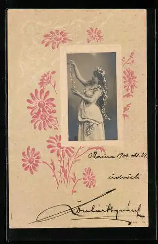 Foto-Collage-AK Schöne Frau mit Blumenschmuck, Rahmen mit geprägten Blumen