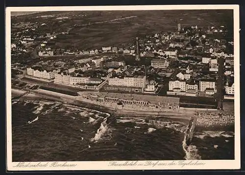 AK Borkum, Strandhotels und Dorf aus der Vogelschau