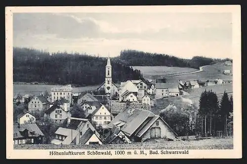 AK Schönwald /Bad. Schwarzwald, Ortsansicht mit Kirche