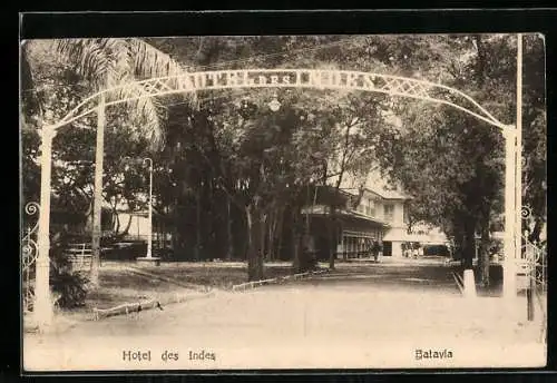 AK Batavia, Hotel des Indes