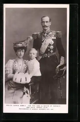 AK T. M. The King & Queen of Norway and H. R. H. Prince Olaf