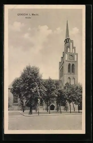 AK Grabow i. Meckl., Kirche mit Platz